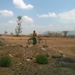 தண்ணீர்_குடங்களுடன்_பெண்கள்