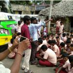 Thiruvarur School students protest (1)