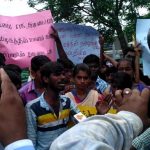 Trichy all clg 090917 Student protest (1)_1