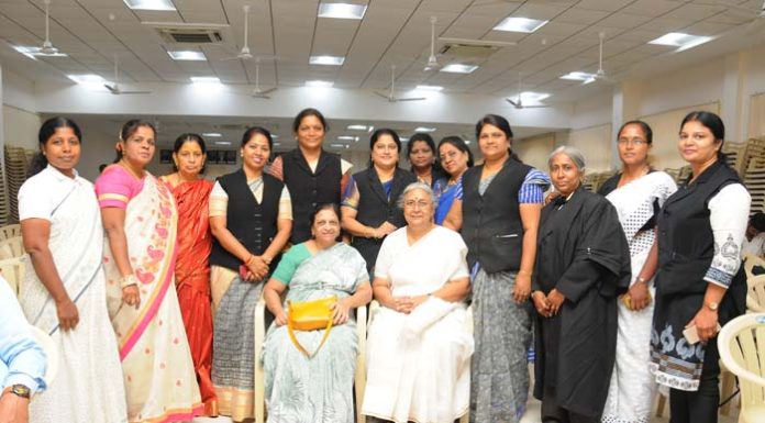 தமிழகத்தின் மகளிர் தினக் கூட்டங்களில் இதற்கு முதலிடம் கொடுக்கலாமா ?