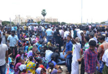 ஸ்டெர்லைட் – மூடுவியா மூடமாட்டியா ? கொதிக்கும் மக்கள்