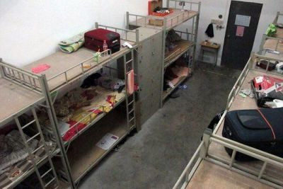 foxconn workers dormitories