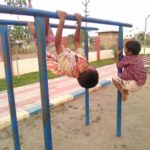 playing-childrens-07