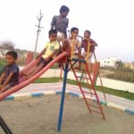 playing-childrens-09