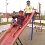 playing-childrens-11