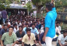 வேதாரண்யம் அம்பேத்கர் சிலை உடைப்பு : கடலூர் மாணவர்கள் போராட்டம் !