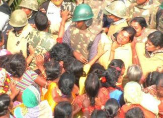 ஒடிசா : ஜிண்டாலுக்கு எதிராகத் திரண்டெழும் கிராம மக்கள் !