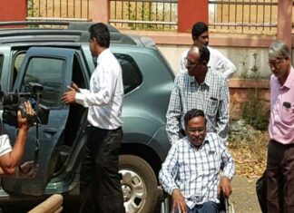 முன்னால் பேராசிரியர் ஜி.என்.சாய்பாபா விடுதலைக்கு உச்ச நீதிமன்றம் தடை விதித்துள்ளது!