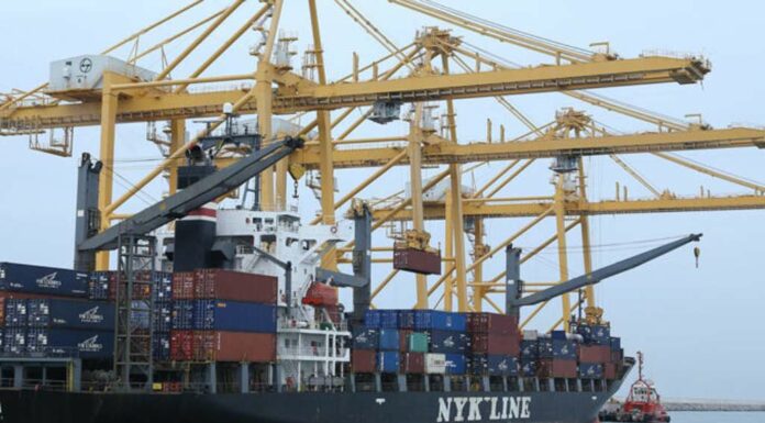 கார்ப்பரேட் அதானியின் கோரப்பிடியில் காட்டுப்பள்ளி!