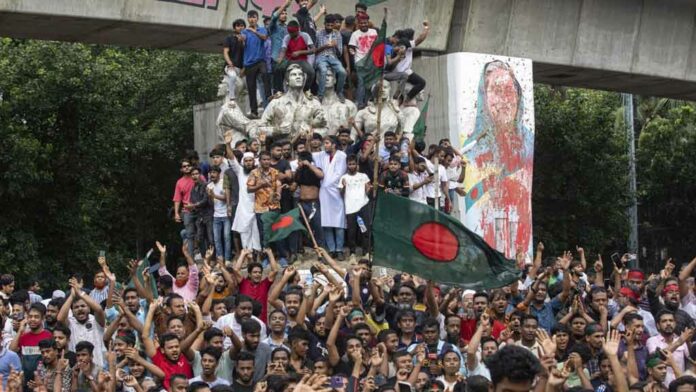 Bangladesh-Protest-Sheikh-Hasina-fled