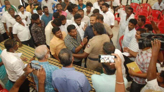 Arappor-Iyakkam-public-hearing-Thirunelveli-stone-quarry