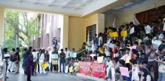 சிதைக்கப்படும் கல்வி வளாக ஜனநாயகம்: அதிகரிக்கும் பாலியல் வன்கொடுமைகள்