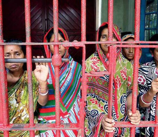 நாடு முழுவதும் தடுப்பு முகாம்கள்: இந்தியாவின் வதை முகாம்கள்!