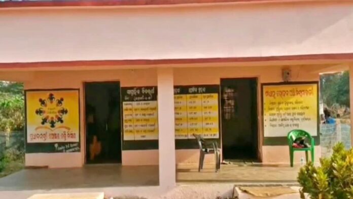 Odisha's-Kendrapara-Dalit-women-cook-anganwadi