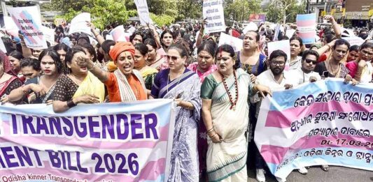 திருநர் சட்டம் 2026: பாசிஸ்டுகளின் உடலரசியலும் கார்ப்பரேட் சுரண்டலும்