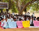 ஹோமியோபதியில் முதுநிலை பட்டப்படிப்பு வேண்டி மாணவர்கள் தொடர் போராட்டம்