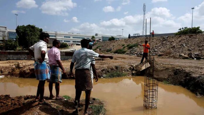 Krishnagiri---Agricultural-lands-being-ruined-by-wastewater-from-the-Tata-plant