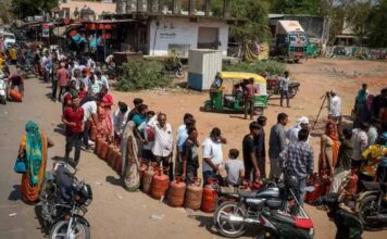 மோடியின் ‘சிக்கனத்திற்கான’ அறைகூவல்: உழைக்கும் மக்கள் மீதான பாசிச தாக்குதல்