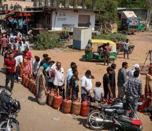 மோடியின் ‘சிக்கனத்திற்கான’ அறைகூவல்: உழைக்கும் மக்கள் மீதான பாசிச தாக்குதல்