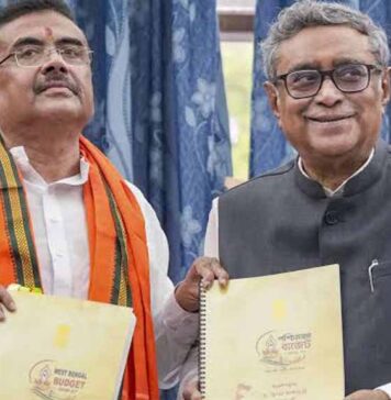 மேற்குவங்கம்: நிதிநிலை அறிக்கையில் சிறுபான்மையினர் நல நிதிக் குறைப்பு!