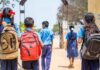 பத்தாண்டுகளில் ஒரு லட்சம் அரசுப் பள்ளிகள் மூடல்: இதுவா சுதந்திரம்?