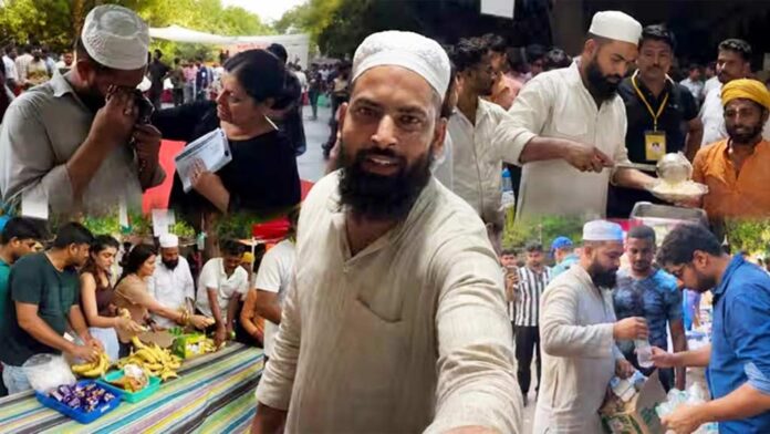 Mohammad-Junaid-Malik-Feeding-Students-Delhi-Jantar-Mantar