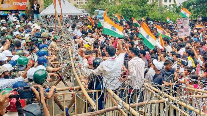 Students-have-marched-towards-the-state-Legislative-Assembly