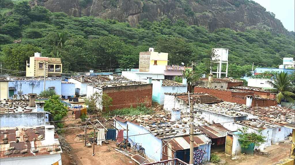 Theni-Varusanadu-people-eviction-order-Supreme-Court